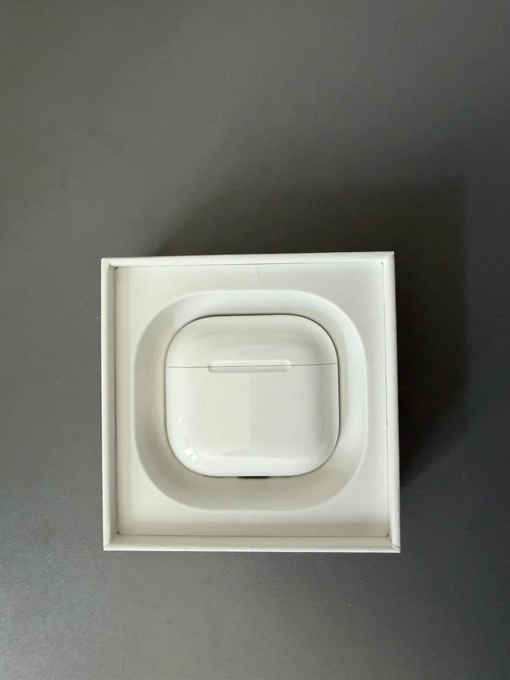 Apple AirPods 4 Wireless Earbuds with Charging Case